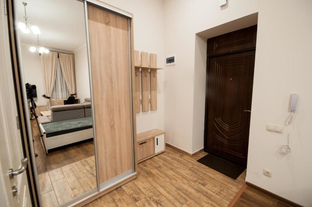 Апартаменты Wonderful flat on city center (Mukachivska 4/14) Ужгород