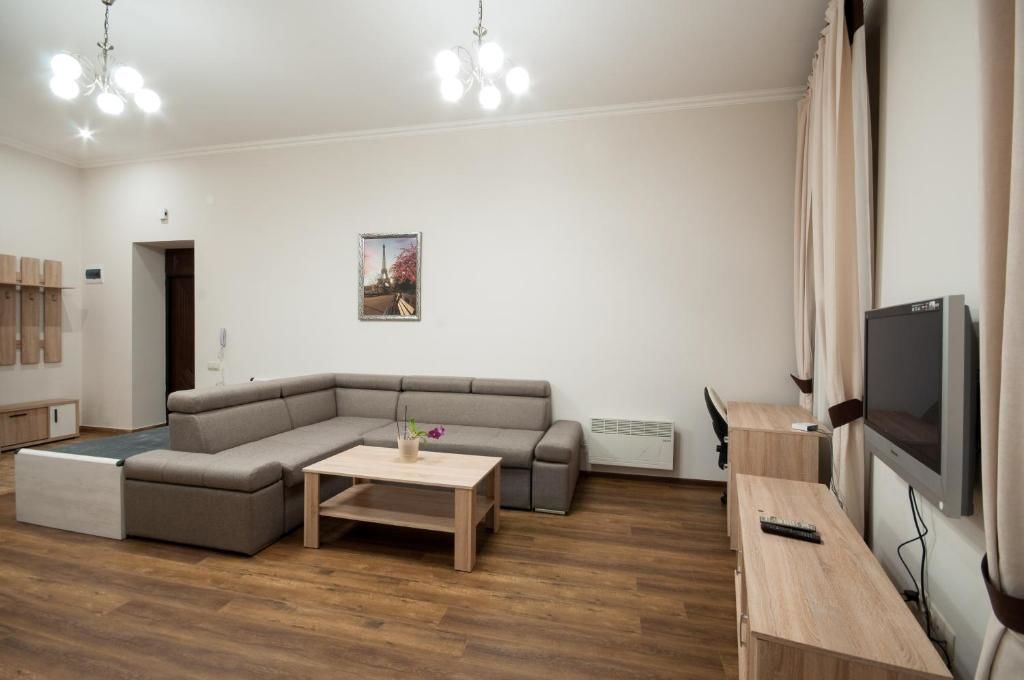 Апартаменты Wonderful flat on city center (Mukachivska 4/14) Ужгород
